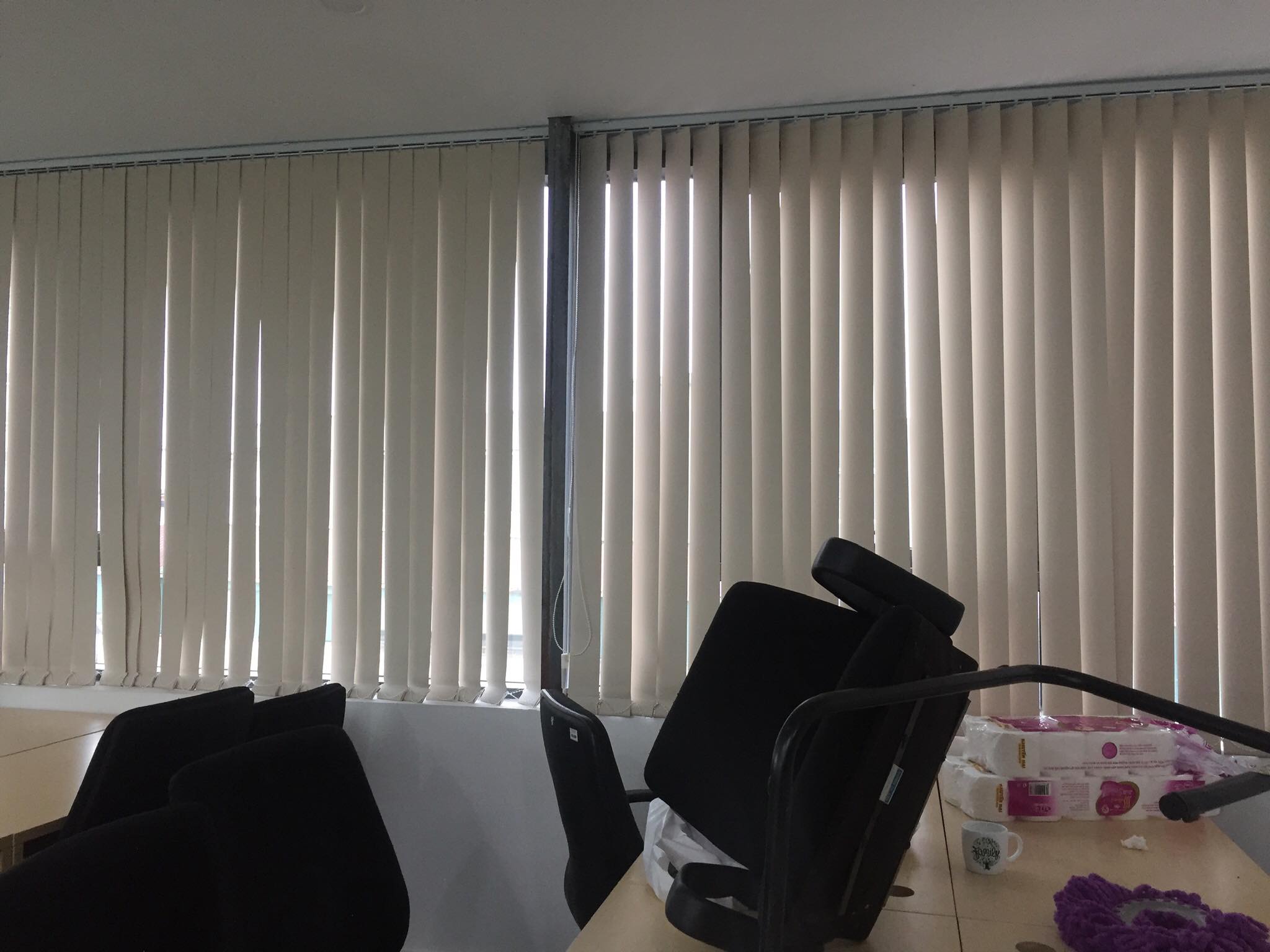 Mẹo chọn rèm lá dọc văn phòng Hà Nội